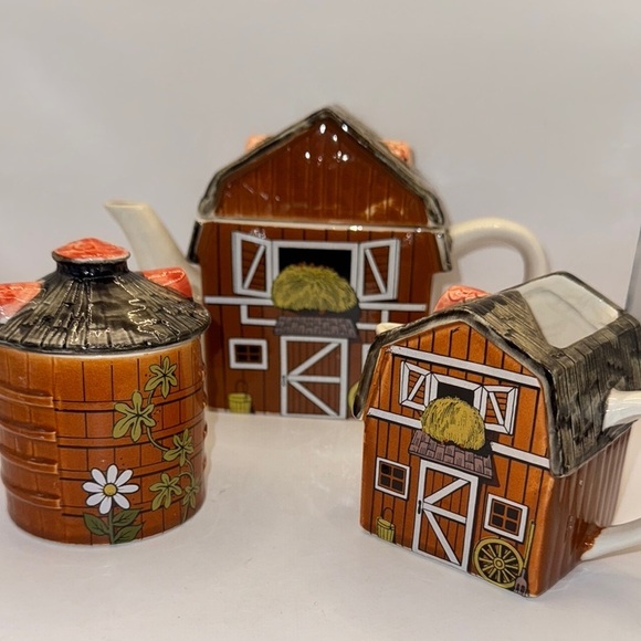 gentlemanfarmer Other - Gentleman Farmer vintage Charming Farmhouse Teapot Set